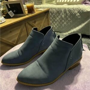 Comfortview Gray Ankle Boots